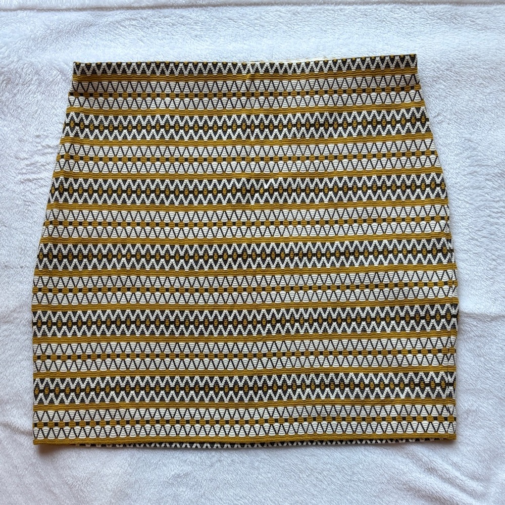 Express Yellow and Black Geometric Pencil Skirt